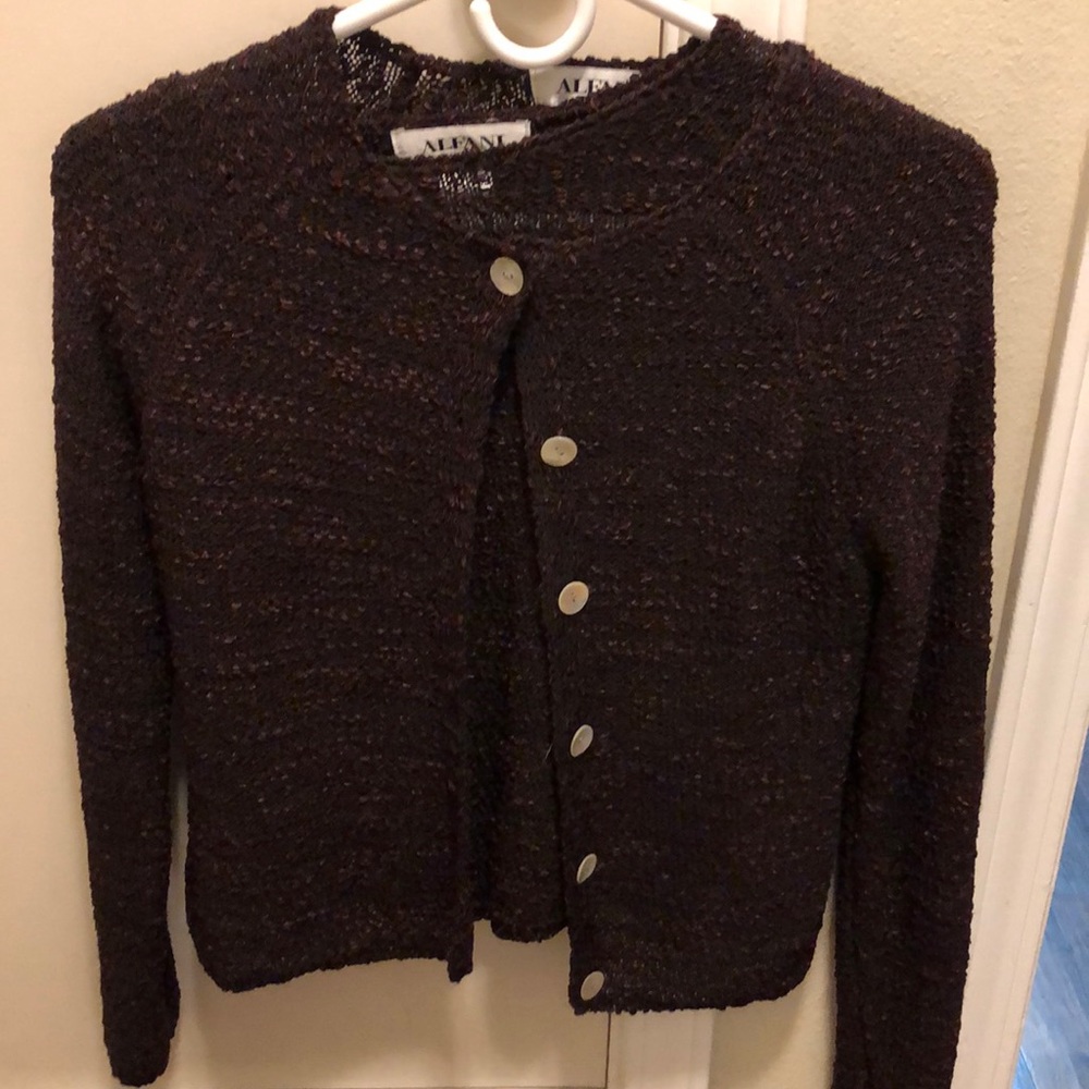 Two pieces sweater with under bottom.